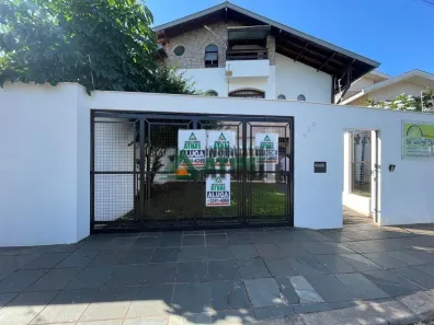 Casa com 6 Quartos para venda ou aluguel, 696m² no Lago Parque, Londrina