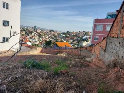 Lote/Terreno à venda, 369m² no Santa Cruz, Belo Horizonte