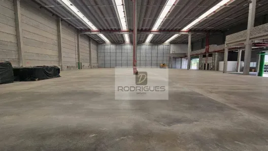 Galpão/Depósito/Armazém para alugar, 3423m² no Parque Jaçatuba, Santo André