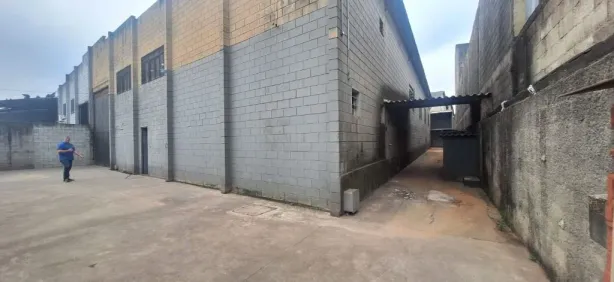 Galpão/Depósito/Armazém para venda ou aluguel, 664m² no Cidade Industrial Satélite de São Paulo, Guarulhos