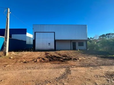 Galpão/Depósito/Armazém para alugar, 225m² no Seminário, Chapecó