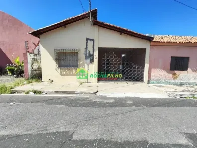 Casa com 2 Quartos à venda, 170m² no Centro, Teresina