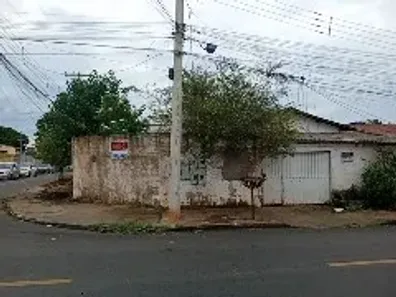 Casa com 2 Quartos à venda, 437m² no Vila Nossa Senhora Aparecida, Goiânia