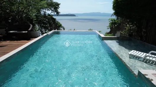 Casa com 5 Quartos à venda, 520m² no Sambaqui, Florianópolis