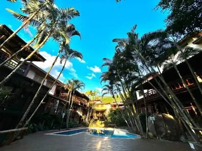 Casa de Condomínio com 3 Quartos para venda ou aluguel, 80m² no Reino, Ilhabela