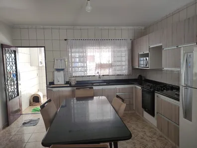 Casa com 4 Quartos à venda, 120m² no São Manoel, Americana