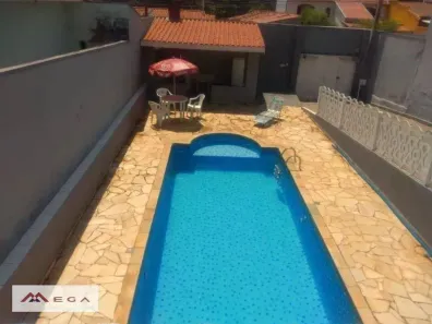 Casa com 3 Quartos à venda, 100m² no Vila Pompéia, Campinas