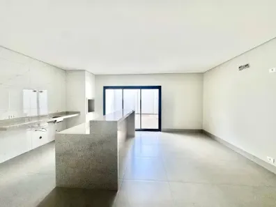 Sobrado com 3 Quartos à venda, 217m² no Jardim Higienópolis, Maringá