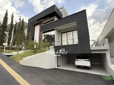 Casa de Condomínio com 4 Quartos à venda, 250m² no Condomínio do Lago, Goiânia