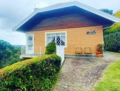 Casa com 3 Quartos à venda, 170m² no Vale Encantado, Campos do Jordão