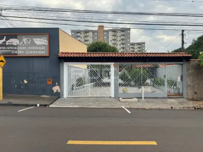 Casa com 3 Quartos à venda, 370m² no Cidade Jardim, São Carlos