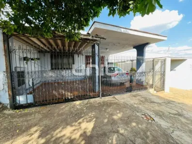 Casa com 2 Quartos à venda, 192m² no Areão, Piracicaba