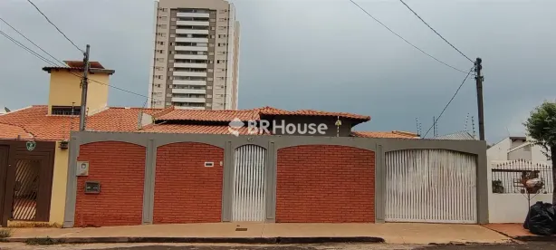 Casa com 4 Quartos à venda, 253m² no Monte Castelo, Campo Grande