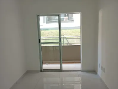 Apartamento com 2 Quartos para alugar, 58m² no Alto do Calhau, São Luís