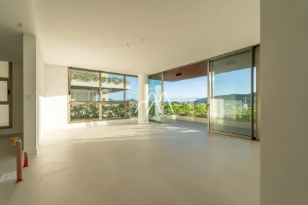Apartamento com 3 Quartos à venda, 151m² no Jurerê Internacional, Florianópolis