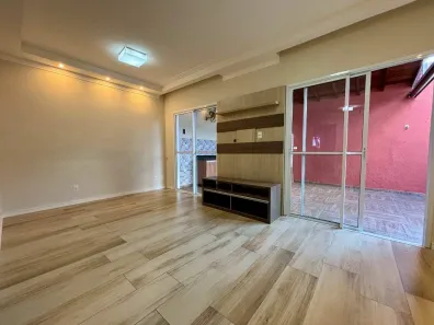 Casa com 3 Quartos à venda, 97m² no Jardim Colônia, Jundiaí