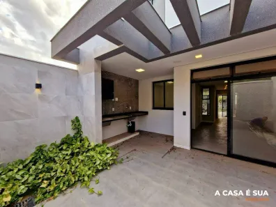 Casa com 3 Quartos à venda, 137m² no Sapucaias III, Contagem