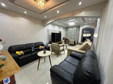 Sobrado com 3 Quartos à venda, 258m² no Centro Alto, Ribeirão Pires