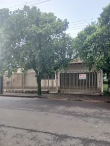 Casa com 4 Quartos para alugar, 220m² no Jardim Aeroporto, Arapongas