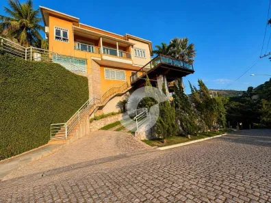 Casa de Condomínio com 4 Quartos à venda, 280m² no Badu, Niterói