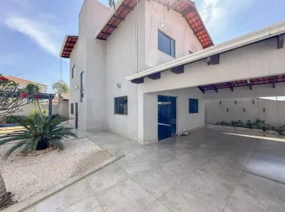 Sobrado com 2 Quartos à venda, 215m² no Jardim Ana Paula, Anápolis