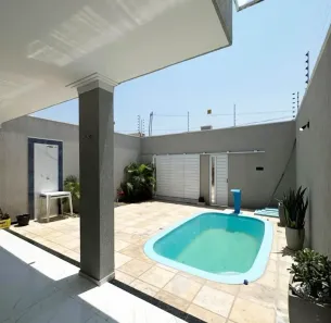 Casa com 2 Quartos à venda, 74m² no Centro, Feira de Santana