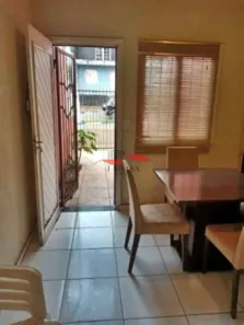 Casa com 2 Quartos à venda, 40m² no Jardim do Bosque, Cachoeirinha