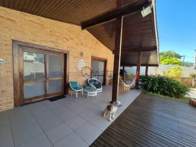 Casa com 8 Quartos à venda, 350m² no Jardim Virgínia, Guarujá