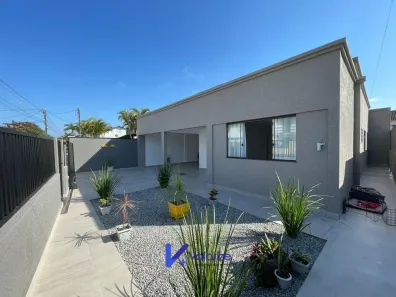 Casa com 5 Quartos à venda, 237m² no Ipacaray, Matinhos