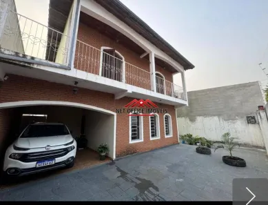 Sobrado com 4 Quartos à venda, 250m² no Cidade Morumbi, São José dos Campos