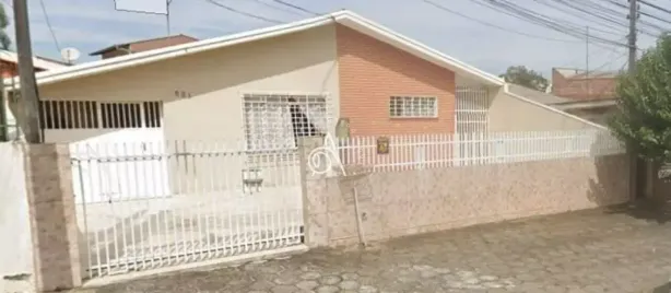 Casa com 3 Quartos à venda, 250m² no Xaxim, Curitiba