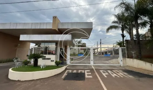 Casa com 3 Quartos para alugar, 10m² no Centro, Marília