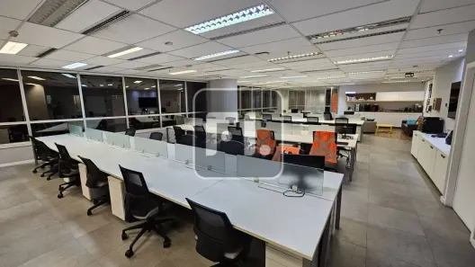 Sala Comercial à venda, 200m² no Vila Olímpia, São Paulo