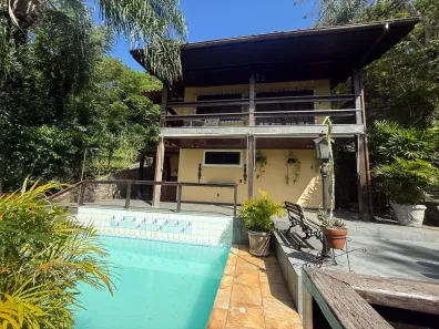 Casa de Condomínio com 3 Quartos à venda, 121m² no , Mangaratiba