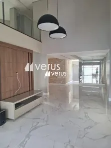 Casa de Condomínio com 3 Quartos para alugar, 250m² no Aclimação, Uberlândia