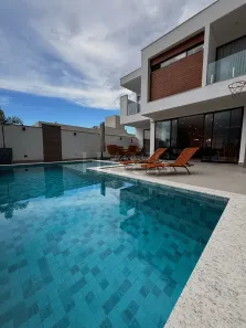 Casa de Condomínio com 4 Quartos à venda, 420m² no Salvaterra, Juiz de Fora