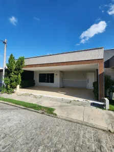 Casa com 3 Quartos à venda, 190m² no SIM, Feira de Santana