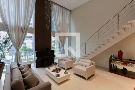 Casa com 3 Quartos à venda, 450m² no Santa Teresinha, São Paulo