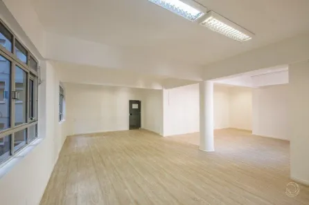 Sala Comercial à venda, 96m² no Centro, Florianópolis