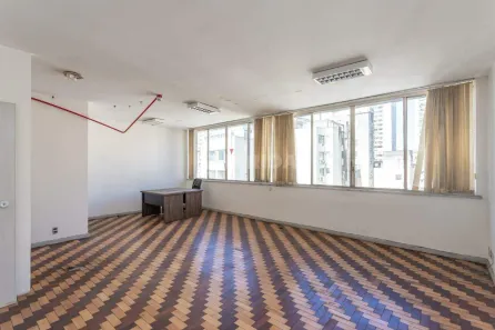 Sala Comercial para alugar, 30m² no Centro Histórico, Porto Alegre