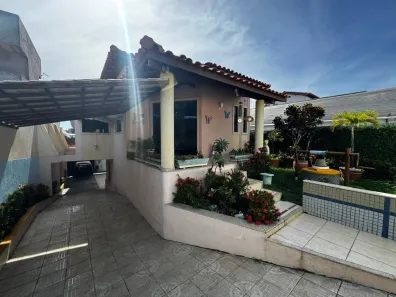 Casa com 3 Quartos à venda, 250m² no Pitangueiras, Lauro de Freitas