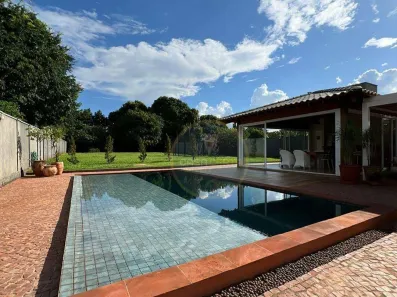 Casa de Condomínio com 3 Quartos à venda, 323m² no Jockey Park, Uberaba