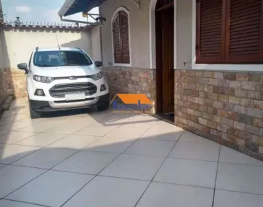 Casa com 4 Quartos à venda, 200m² no Carlos Prates, Belo Horizonte