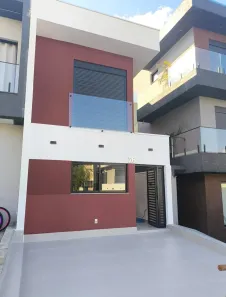 Casa de Condomínio com 3 Quartos à venda, 121m² no Jardim Semiramis, Cotia