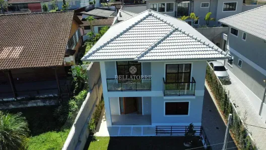 Casa com 4 Quartos à venda, 208m² no Carlos Guinle, Teresópolis