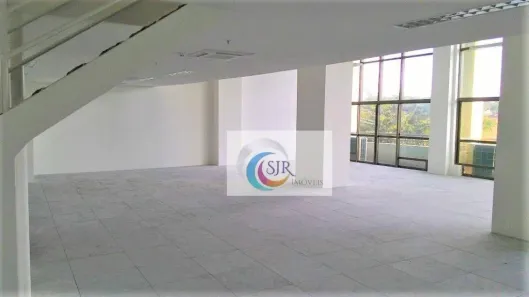 Sala Comercial para alugar, 640m² no Cidade Monções, São Paulo