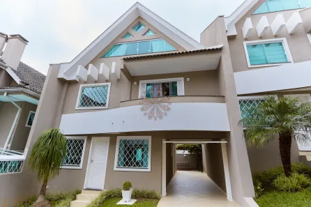 Sobrado com 3 Quartos à venda, 183m² no Santa Felicidade, Curitiba