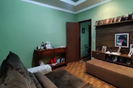Casa com 3 Quartos à venda, 170m² no Nacional, Contagem