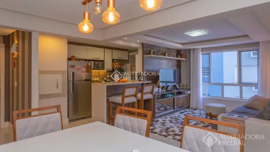 Apartamento com 2 Quartos à venda, 70m² no Azenha, Porto Alegre