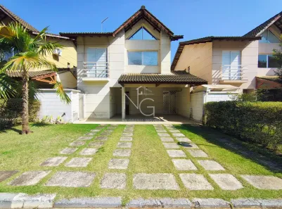 Casa de Condomínio com 3 Quartos à venda, 173m² no Jardim Colibri, Embu das Artes